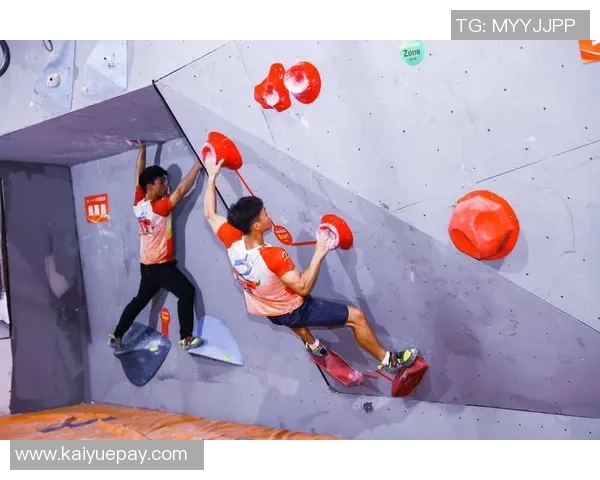 武汉攀岩队与成都攀岩队赛后状态分析与表现对比