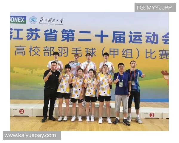 成都羽毛球队与南京羽毛球队实力对比赛后分析与总结